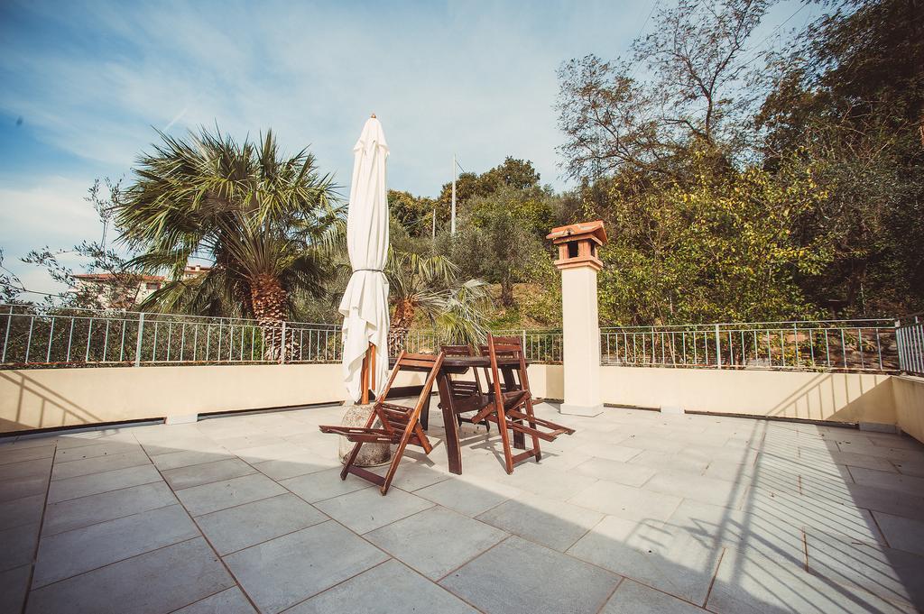 Casa Vacanze Al Settimo Cielo Massa  Exterior foto